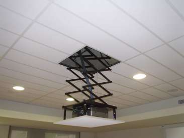 Ascenseur videoprojecteur